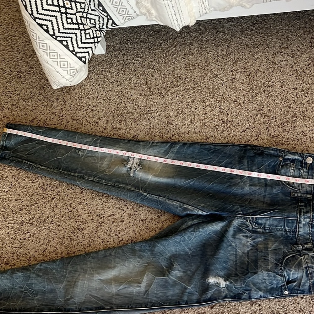 harmony and havoc distressed light wash denim overalls - Picture 13 of 16
